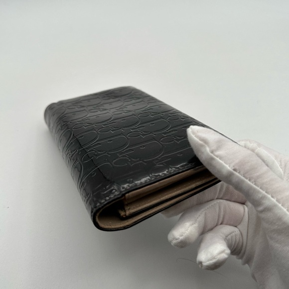 Dior Black Embossed Wallet - Picture 4 of 10